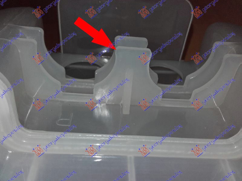 ΔΟΧΕΙΟ ΝΕΡΟΥ ΥΑΛΟΚΑΘΑΡΙΣΤΗΡΩΝ για DAEWOO MATIZ 1998-2000 (M100/M150)